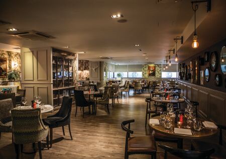 Ramada Hotel & Suites by Wyndham Coventry Отели рядом со станцией Железнодорожная станция Ковентри