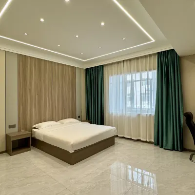 Kunpeng Business Hotel Hotels near Huma Museum