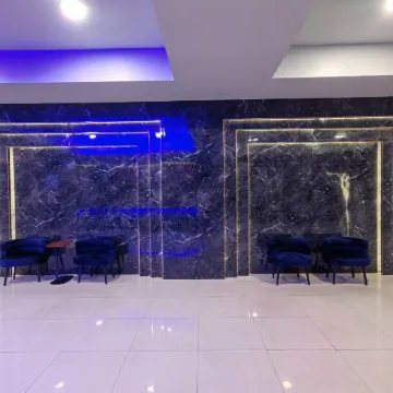 Hollywood Dannok Hotel
