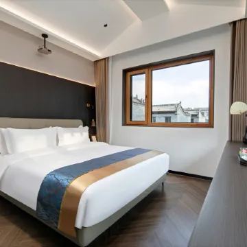 Boyun Cottage · Modern Aesthetics · Designer Vacation Courtyard