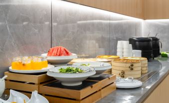 Vienna Hotel (Huizhou West Lake Mai Di South Road)
