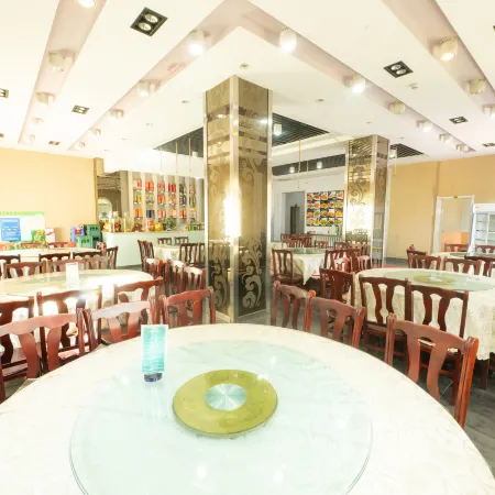 Jinhuwan Business Hotel