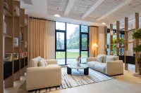 Floral  Hotel·Like your hotel (Jingxian Ink Painting Tingxi Scenic Area Branch) - خدمة نقل من وإلى المطار