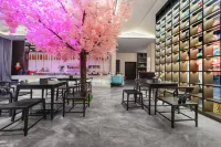 Moshang Light House Hotel (Zhengzhou South China City Longhu Jinyicheng Shopping Center)