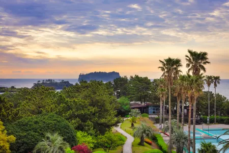 Kensington Resort Seogwipo