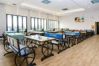 CHEERMAY Hotel (Zhaoqing Railway Station Bohai Park)