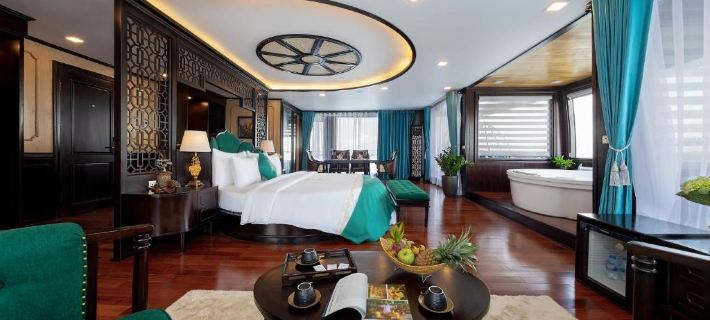 La Regina Legend Cruise Hotels in Tuan Chau