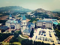 Tai Jia Chateau Holiday Hotel Hotels near Zijin Mountain
