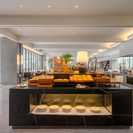 Changliu Mountain Resort Hotel