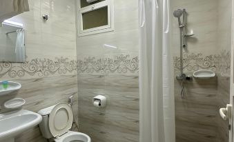 AL ZAHRA HOTEL APARTMENTS