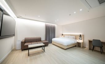 HoundHotel Mokpo PeaceSquare