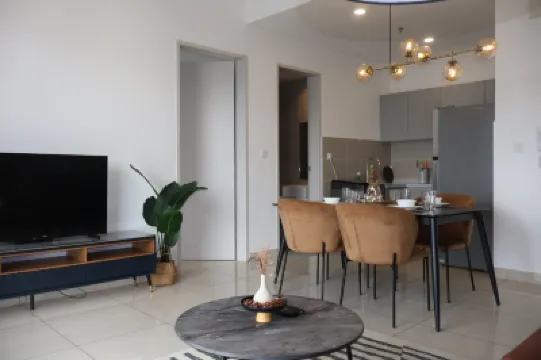 Residence Trion By Yan Yee CMC Centre周辺のホテル