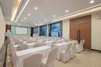 City Comfort Inn Hotel (Tangshan Dongfang Guoji Huizhanzhongxin Yuanyangcheng) - parking