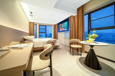 Zhanzhou Hotel (Liupanshui high-speed railway station People's Square Branch) Hotels near Hongyu Business Entrance