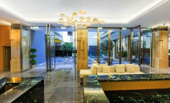 Lijiang Lanyue Flower Hotel