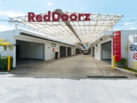 RedDoorz @ El Runway Hotel Bulacan Hotels in Plaridel
