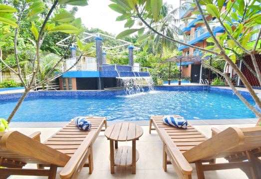 3. 오세이돈 호텔 ..