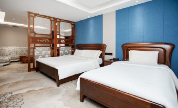 Fairyland Hotel (Urumqi International Grand Bazaar, Hotan 2nd Street)