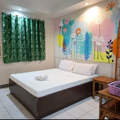 Tropical Place Hotel by RedDoorz Hotel in zona La CorBel Beach resort