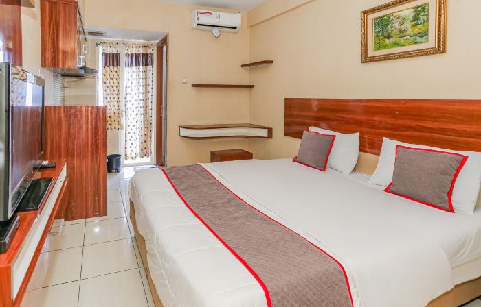 Hotel O Ciputat Near Apartment Green Lake View Ciputat