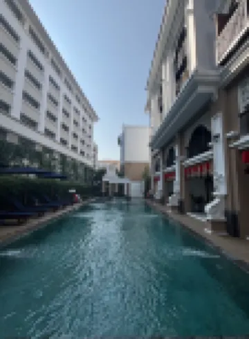 奇諾寧曼豪華精品飯店