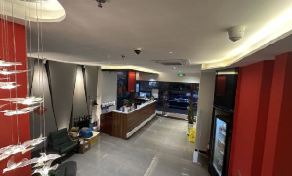 Haiyue X Hotel (Guanzhong Port Couple South Road Store)