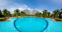 The Arenia Beachfront Cam Ranh Resort - Pools