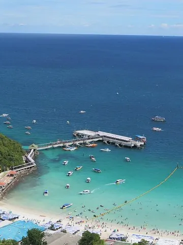 รูปภาพของเดอะ ซีทรู เกาะล้าน