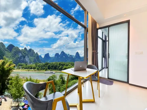 Sunlight Homestay (Yangshuo 20 Yuan Scenic Area)