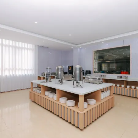 Xiangdou Hotel (Sanqi International Market Chengnan Bus Station Branch Wenshan)
