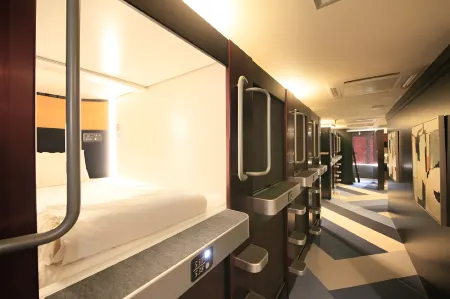Ueno Station Hostel Oriental 1