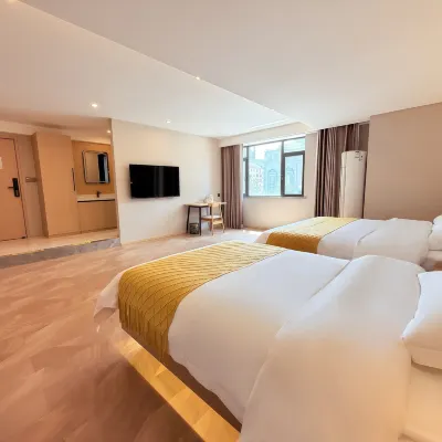 Sea Breeze Garden Hotel (Weihai Liu Gong Island Pier Dalianfa Store) Hotels near Liugong Island