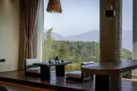 Narok Bay · Top of Tianchi Private Hot Spring Villa - 4-نجوم