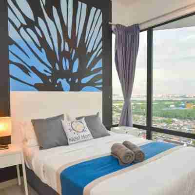 Midvalley Southkey Mosaic Suite by Nest Home Rooms