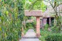 Pilgrimage Village Boutique Resort & Spa Hotel dekat Hue University of Medicine and Pharmacy