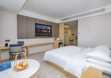 Mehood Hotel (Guilin North Railway Station High-speed Railway Plaza)