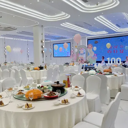 Pengzhou Jinrui Sunshine Hotel(Longxing Temple Store)
