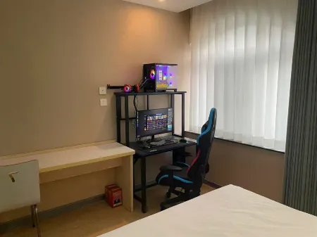 Jingzu E-Sports Hotel (Shijiazhuang Jinzhou People's Hospital Branch) Отели в г. Цзиньчжоу