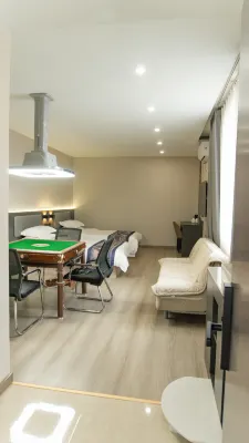 Rujia Huayi Selected Hotel (Fenzhou Market Xiguan Zhengjie Branch) Các khách sạn ở Phần Dương