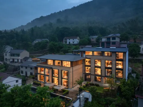 Tonglu·Confucian Academy, Xiaomanli·Mountain Forest Oxygen Bar, Vacation (Old Bell Line Store)