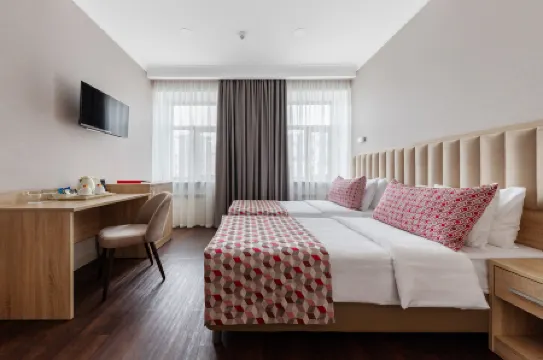 Невский берег 93 Отели рядом с достопримечательностью «Петропавловская крепость»