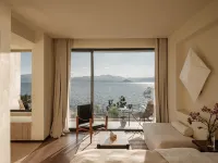 Dali Weizhi Lakeshore Villas