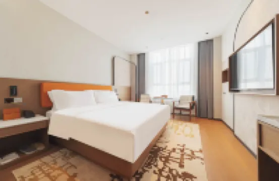 Bali Island Holiday Hotel (Jinghe Dahe Yanzi Government Cultural Center)