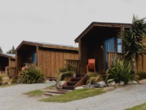 Lakes Edge Holiday Park Hotels in Lake Tekapo