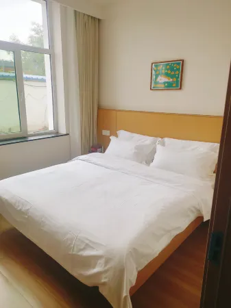 Beiwu Liangshe Отели в г. Хочен