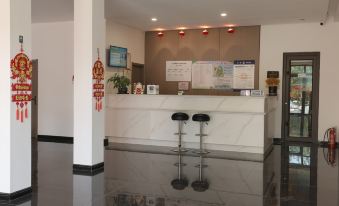 Four Seasons in the Clouds B&B (Jize Cultural Plaza)