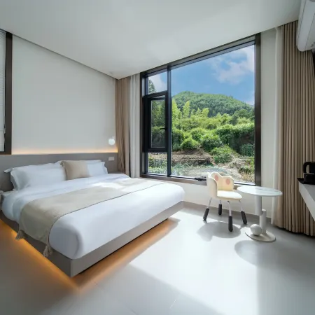 Shanshui Yunju Homestay (Guniujiang Scenic Area)