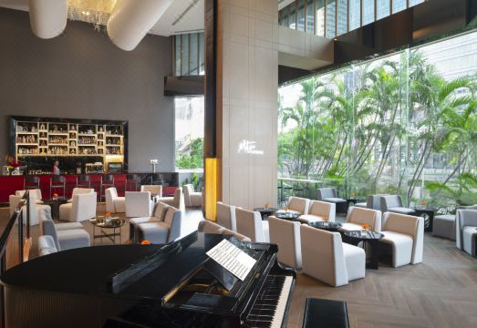 아바니 라차다 수영장