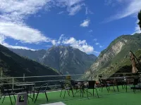 丹巴藏雲谷山舍