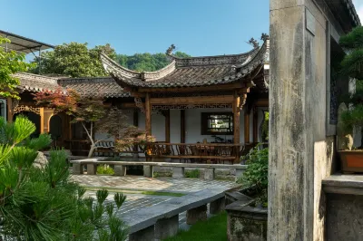 Xidi Miao Shang Ju · Fangyuan Vacation Homestay Hotels near Yingfu Hall